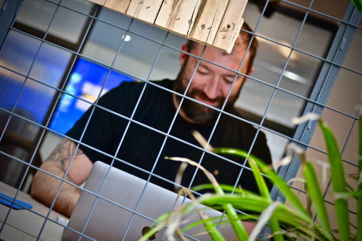 GrowPositiveNews tweet media