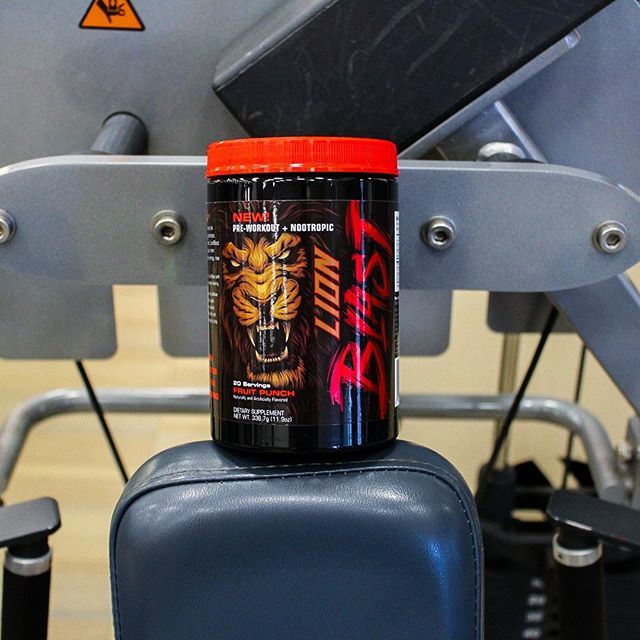 LionBlast's tweet photo. Packed with a complete formula of the most effective ingredients, LionBlast Pre-Workout + Nootropic will make your next workout session feel effortless. ⠀
➡️ 300mg Caffeine⠀
➡️ 400mg Lion's Mane Extract⠀
➡️ 500mg Agmatine Sulfate⠀
➡️ 4g Pure L-Citrul… https://t.co/oJ2mpfxmDO https://t.co/v0HVH5g38U
