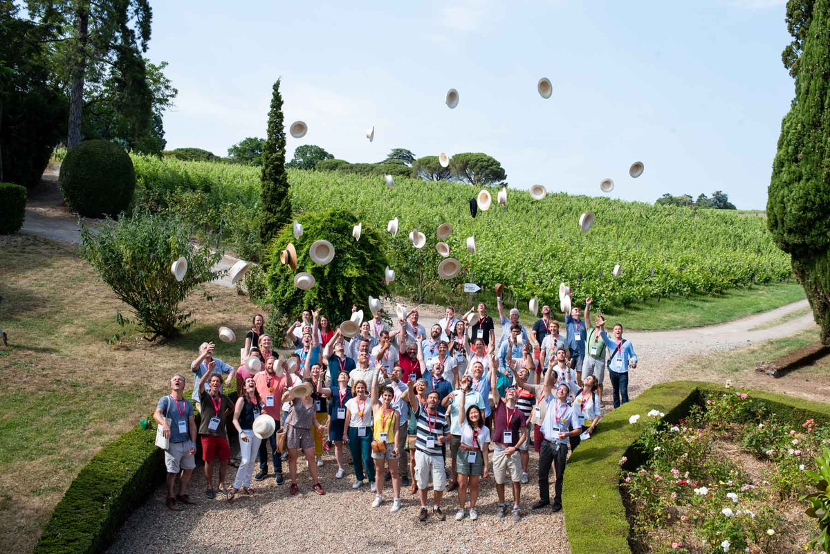 PauleeAnjou's tweet photo. Hats off for all 60 wine-growers of the #pauleedelanjou who through their passion and hard work broke all records for this 8th edition ! 👒

📸 Estelle Offroy Photographe https://t.co/BkaWKEu8vD