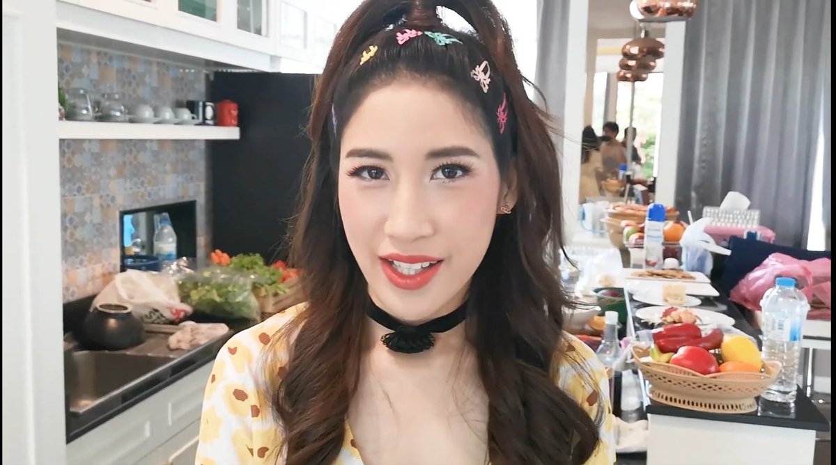 DEVILmechanical's tweet photo. แองจี้พาตะลุยกองถ่ายย ❤️
..
#JanChan #OpenMindProject #JSLGlobalMedia
__________
YT ➡️ https://t.co/1sbmDyMdgV https://t.co/PyvKhydxzo