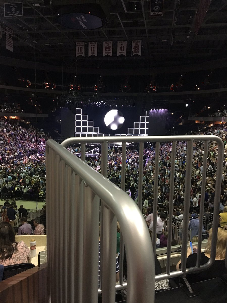 CrimeRighter's tweet photo. @CapitalOneArena Just don’t sit in 107V8! https://t.co/ZDhxznN6uW
