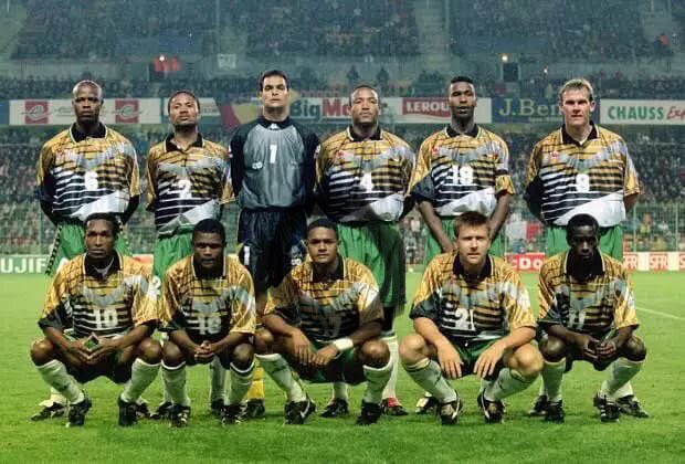 bloem2010's tweet photo. Somebody please help me bring back @Trevornoah to come and teach Bafana a thing or two about scoring goals. It’s nice being a 🇿🇦 with national team which goes a long way just to have their 🍑 kicked. https://t.co/b8vTR7NxH5