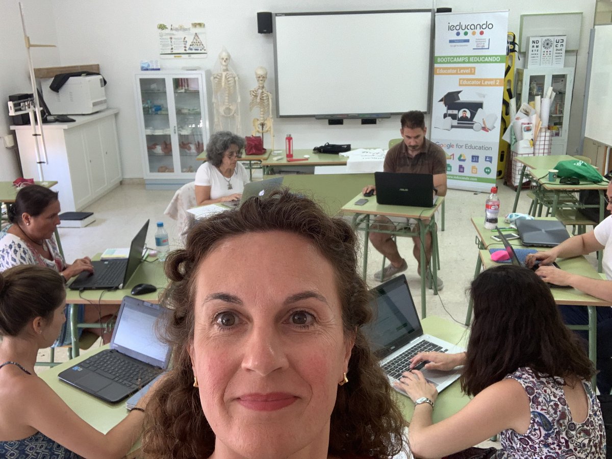 begocarramolino's tweet photo. Máxima concentración en examen de #ieducandobootcamp de @ieducando en @CesStaMAngeles 
Cada vez falta menos.... https://t.co/ZhUc8f8EMI