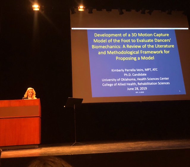 OUAlliedHealth's tweet image. Our @OUAlliedHealth PhD candidate, Kimberly Veirs, recently presented at the National Clinical Symposia &amp;amp; AT Expo in Las Vegas, NV.  Oral presentation addressed advanced comprehensive athletic trainer assessment of the ballet dancer’s foot en pointe. #SoonerProud