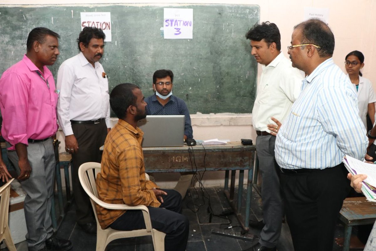 carengrowind's tweet photo. Sri P.S Girisha Garu, Municipal Commissioner,Tirupati, Mr. Jani Rehmat Garu, Municipal Engineer &amp; varied officials from #AECOM group attended the #healthscreenings of #sanitationworkers organized by Carengrow as part of #SmartCityMission. #MakePreventionMainStream @SmartTirupati https://t.co/5XtkjElWvK