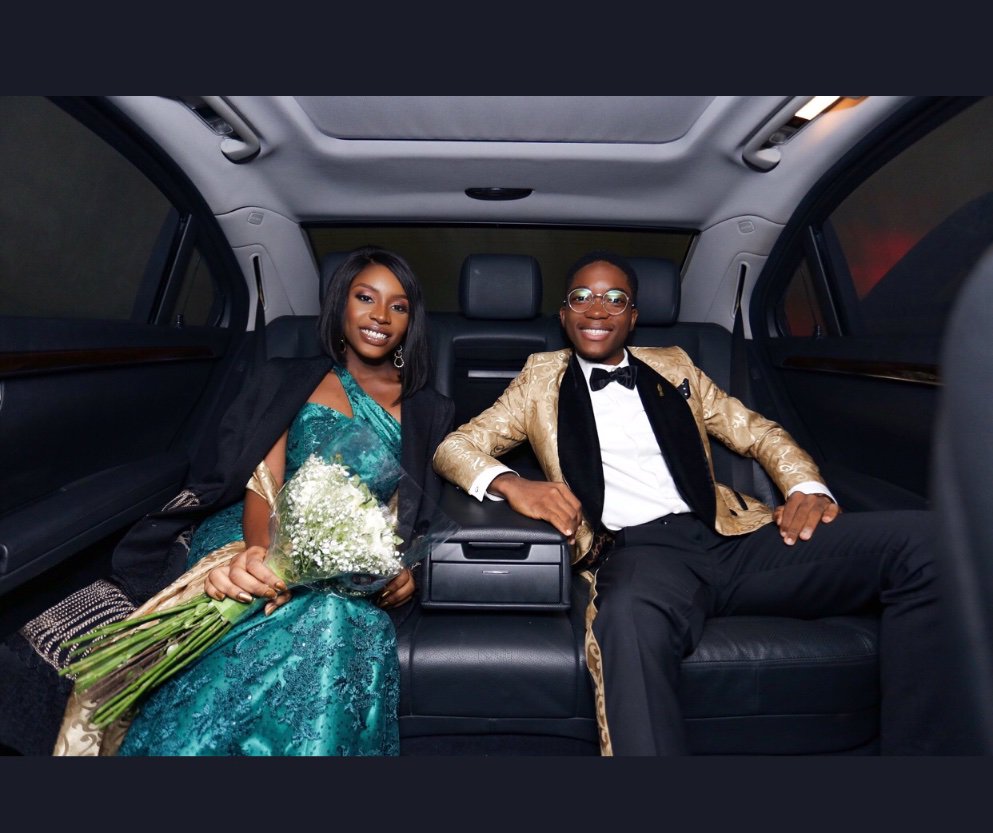 __freddiee's tweet photo. #GISProm vrs Mr & Mrs SHS
Ghana be two oo 😂😂😂
#Prom2019 https://t.co/5fs1nqlVxZ