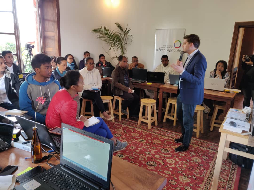 La Francophonie (@oifrancophonie) on Twitter photo Sensibilisation aux technologies émergentes à #Madagascar fin juin : l'OIF et l'OFEI avec 30 entrepreneur·e·s du numérique pdt 4 jours pour faire émerger des projets ambitieux et innovants dans la #Francophonie
<a href="/RazafimahefaM/">Matina Razafimahefa</a> <a href="/Ingweiller/">Bastien Ingweiller</a> <a href="/OIF_ffin/">OIF_FFIN</a> <a href="/Guty_io/">Guty.io</a> <a href="/YannKasay/">Yann Kasay</a> <a href="/fyouzan/">Florent Youzan</a> Sensibilisation aux technologies émergentes à #Madagascar fin juin : l'OIF et l'OFEI avec 30 entrepreneur·e·s du numérique pdt 4 jours pour faire émerger des projets ambitieux et innovants dans la #Francophonie
<a href="/RazafimahefaM/">Matina Razafimahefa</a> <a href="/Ingweiller/">Bastien Ingweiller</a> <a href="/OIF_ffin/">OIF_FFIN</a> <a href="/Guty_io/">Guty.io</a> <a href="/YannKasay/">Yann Kasay</a> <a href="/fyouzan/">Florent Youzan</a>