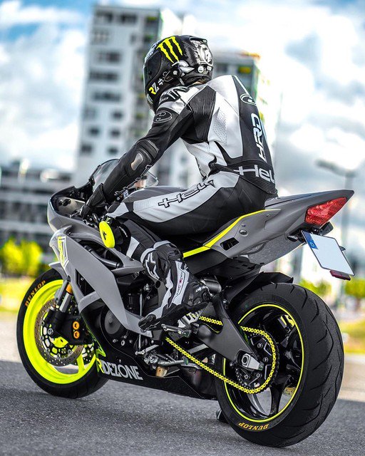 auto_nexa's tweet photo. Big City Life
#rider #s1000rr #bmw #sportbike #superbike #motorcycle #yamaha #gsxr #suzuki #ducati #kawasaki #honda #carbon #bikers #1000ccm #600ccm #ridezone #yzfr6 #r1 #gsxr600 #superbikes #sportbikespectrum #sportbikeaddicts #sportbikelife #bikelife #bikegirl https://t.co/oPOn7px9lk