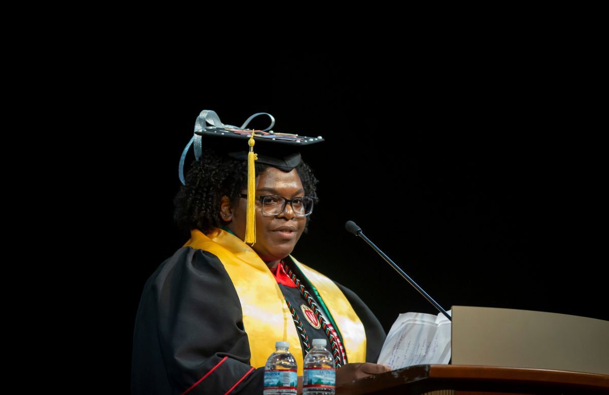 possefoundation's tweet photo. New @UWMadison Posse grad Stefanie Henry wants to become a physician-scientist with an M.D. and doctorate. Read more about her research on nervous system trauma, and why she says "it’s extremely important for me to lift up others": https://t.co/E4o4xVrlwz

#PosseLove #WisAlumni https://t.co/yjVTBgofUk