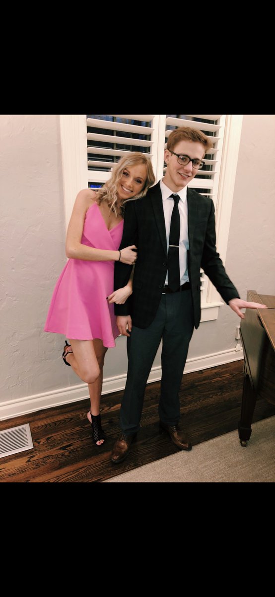 Rhetata's tweet photo. Happy 2 years!! Thanks for always putting up with me!! I love you! P.s. sorry im a little late ❤️ https://t.co/AZw6KFHW44