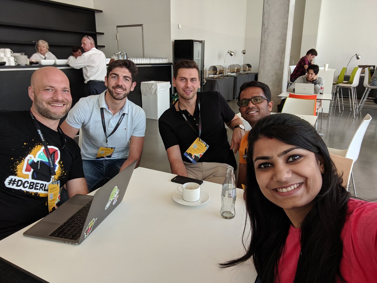 ragdroid's tweet photo. Going to conferences also means meeting and catching up with the folks from the community. Glad I got to meet sooo many people within a single day. Happy to have attended Day 2 of the conference. #droidconDE #droidconBerlin https://t.co/oXoIq13Jsq