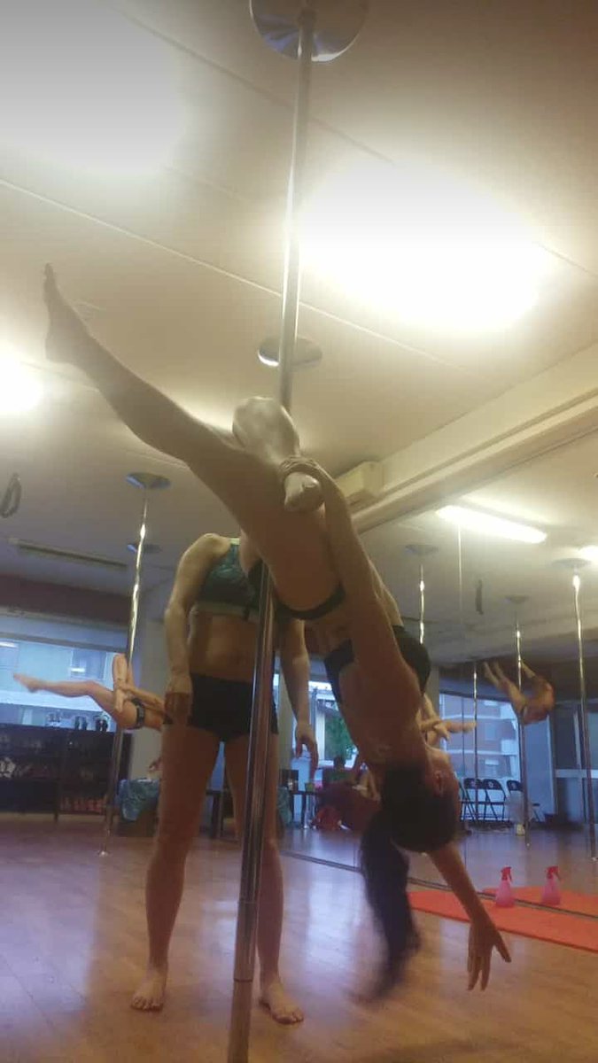 Amigdalaintesta's tweet photo. S t a n d b y m e.
#PoleDance
#HangBack https://t.co/30Dv1J1O6r