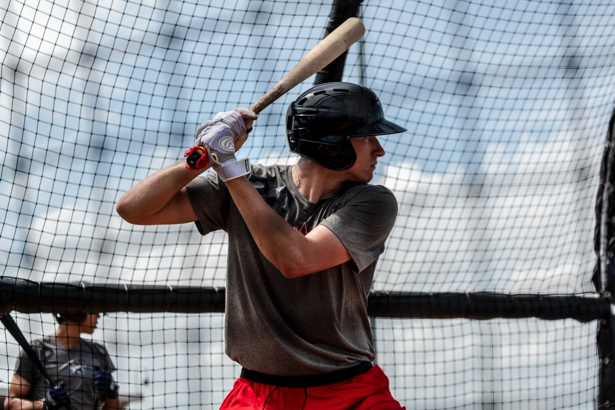 DiamondKinetics's tweet photo. Get The Gear โพ๏ธ
Get Better ๐
Get Noticed ๐
#USABaseball | #MLBPDP
๐ https://t.co/0CY0bWEYn8 https://t.co/59sAV8FgiI