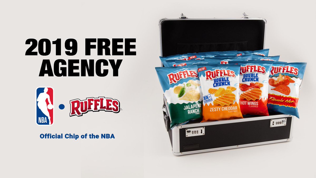 RUFFLES's tweet photo. Take notes 📝This is how you sign your free agent. #ChipDeal https://t.co/apdtW9vpQ3
