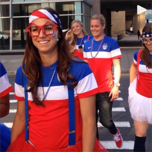 Happy birthday Alex Morgan, welcome to your dirty 30s.   