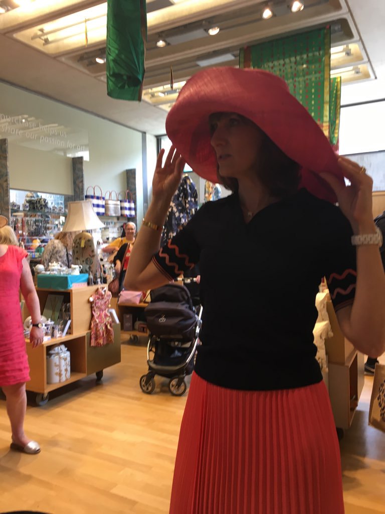 ComptonVerney's tweet photo. She found the shop and fell in love with our summer hats! Wonderful sunny day of treasure hunting with @BBC_ARoadshow and the wonderful Fiona Bruce along with around four thousand visitors who came with stories and treasures galore https://t.co/FXdLv2UuQR
