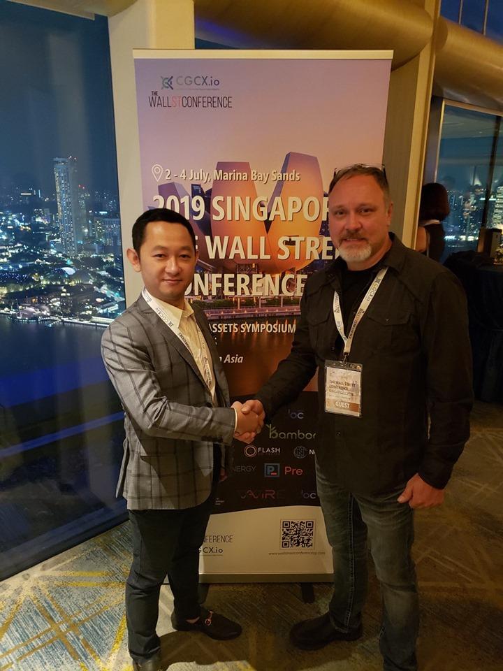 bcnex_net's tweet image. 🌏 Bcnex CEO and CFO is at 2019 Singapore The Wall Street Conference 
🌏 What are they preparing for? 🤔
#Bcnex $Bcnex Bcnex #WallStreet