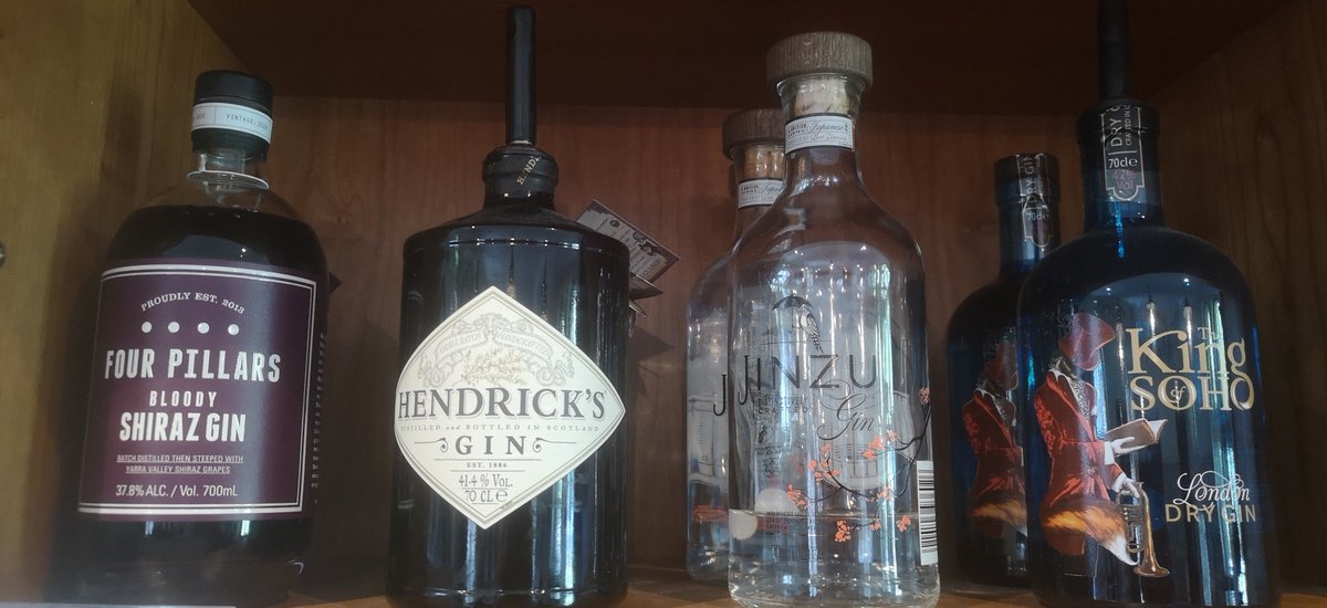 Gin always comes in the best bottles <a href="/HendricksGin/">HENDRICK'S GIN</a> <a href="/FourPillarsGin/">Four Pillars</a> #jinzu #thekingofsoho #shirazgin