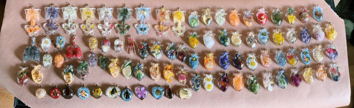 bug girl tweet media