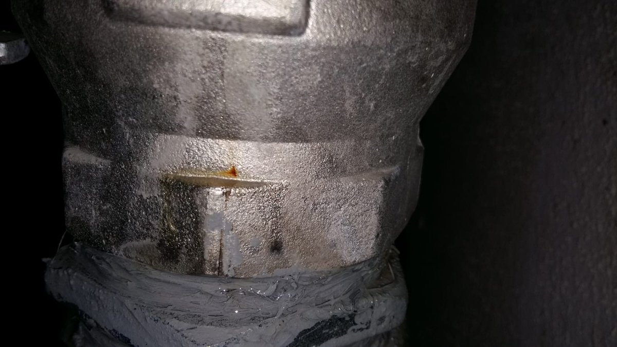 Elazığ Merkez Sürsürü 3 etap toplu konutları (@sursuru3etap) on Twitter photo C3-6 Blokta arızalanan temiz su vanası personelimiz tarafından yenisi ile değiştirildi. <a href="/Ayhan19Karaca/">Ayhan Karaca</a> <a href="/muratozer23/">murat özer</a> @Emlakisletmeler C3-6 Blokta arızalanan temiz su vanası personelimiz tarafından yenisi ile değiştirildi. <a href="/Ayhan19Karaca/">Ayhan Karaca</a> <a href="/muratozer23/">murat özer</a> @Emlakisletmeler