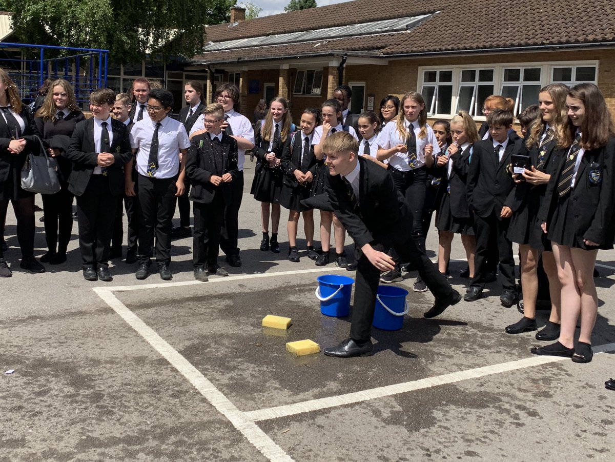 Magna Carta students enjoying soaking the teachers at lunch time! 💦💦💦#hopefeat #charityfundraising <a href="/MagnaCartaSch/">Magna Carta School</a> @TimSmithCEO