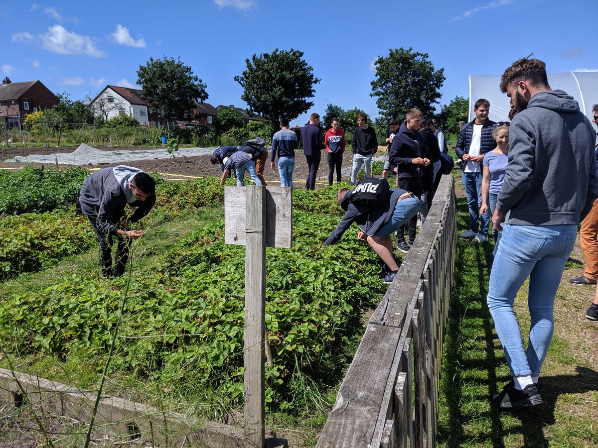 Ambassadress from Angers (@amb_angerswigan) on Twitter photo Finishing the day with a visit of @Greenslate_Farm and <a href="/Wiganbrewhouse/">Wiganbrewhouse</a> with a refreshing and local 🍺 @Groupe_ESA Finishing the day with a visit of @Greenslate_Farm and <a href="/Wiganbrewhouse/">Wiganbrewhouse</a> with a refreshing and local 🍺 @Groupe_ESA