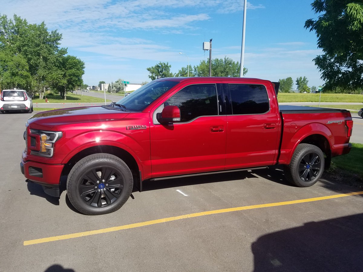 CodeZeroFargo's tweet image. Yesterday we tinted this 2019 Ford F-150. The front windows have a 35% tint.
#codezero #czdoesit #fargo #windowtint