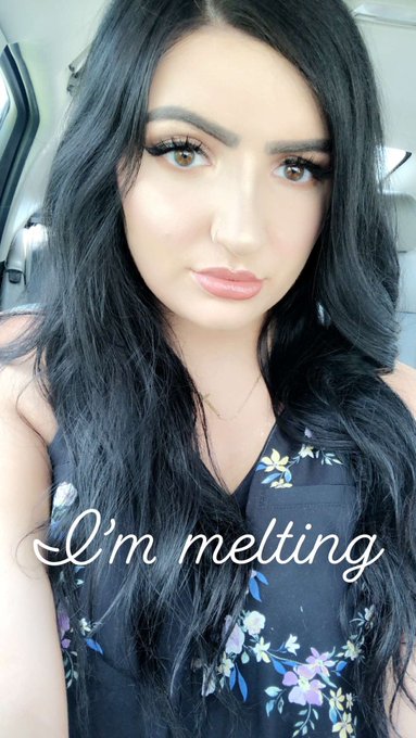 85 degrees is not my favorite 😥😰 #WheresFall🍁🍂🍃 https://t.co/nQ7lRptPQQ