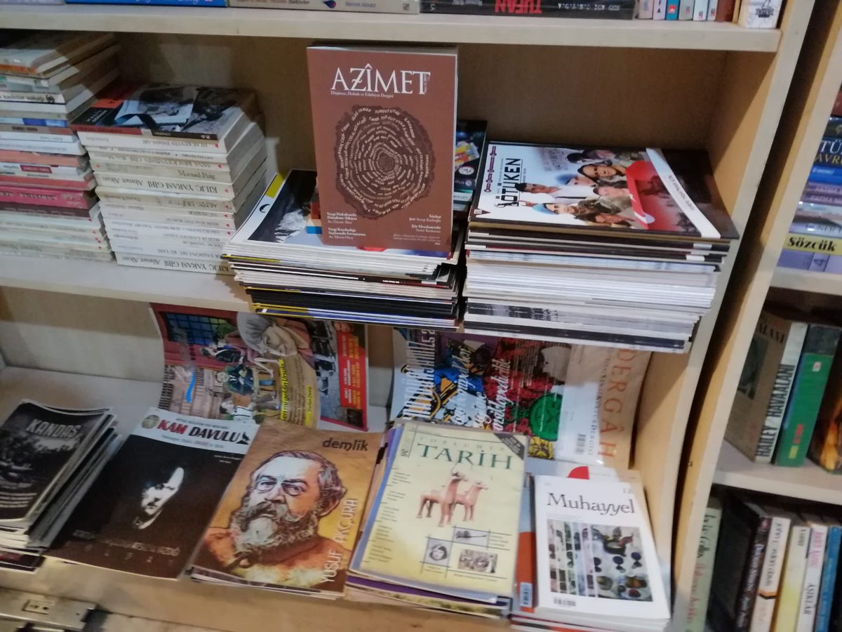 Kocaeli’deki okuyucularımız dergimizin yeni sayısını Körfez Sahaf ve Sanat Sokağında Kitap Market’ten temin edebilirler.