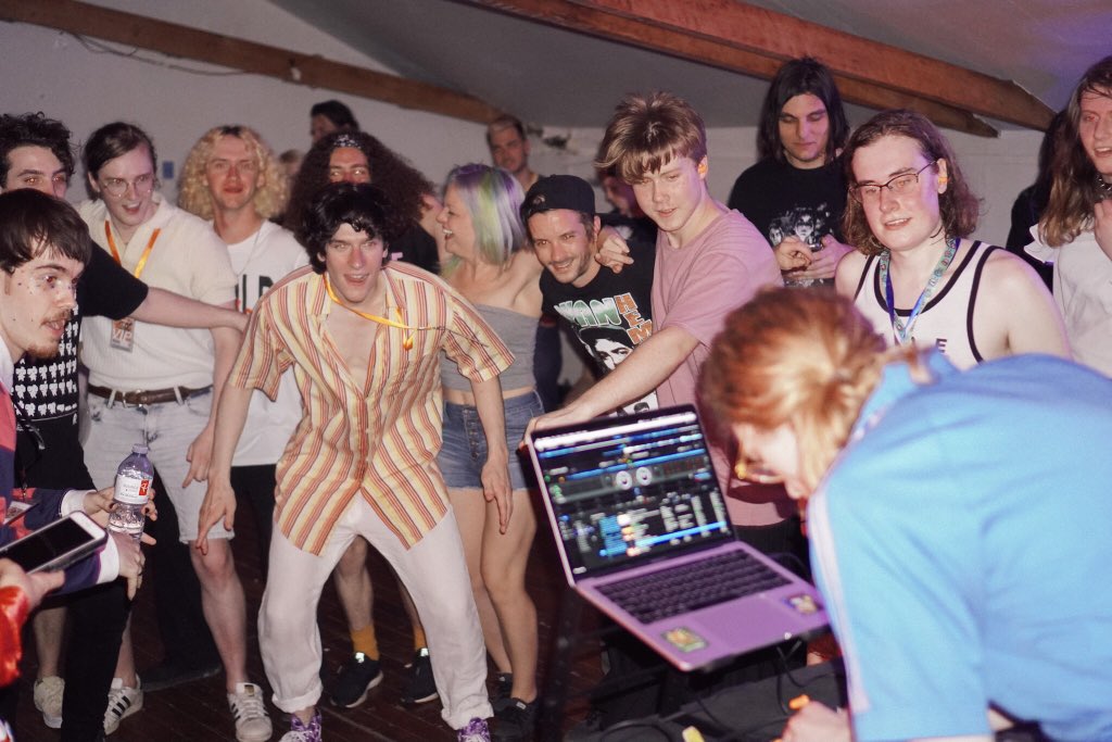 umru_'s tweet photo. ok one more #SoundCon https://t.co/TfGTwRCc0m