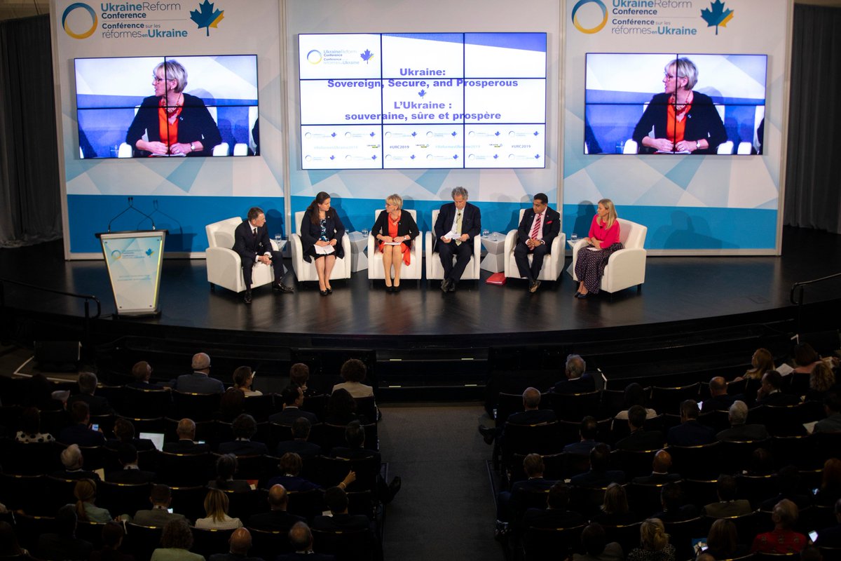 UofT's tweet image. #UofT is honoured to welcome the international community of policymakers and experts @UkrReformConf to the University of Toronto for #UkraineReformConference #URC2019.
🇺🇦🇨🇦🇪🇺