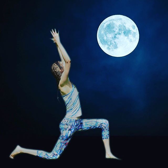 EastPromise's tweet image. 🌚Join me on the mat tonight for some cooling moon influences 🌚 6.30pm at Sydenham Tennis Club. We’ll look at cooling breathwork (pranayama) and some moon salutations to still the mind and cool the body at this time of year when things are often high … ift.tt/2xwk4B7