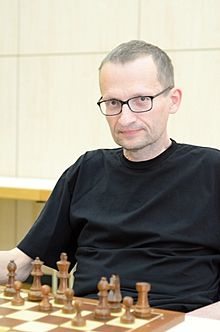 HessenChess's tweet photo. Hessischer Schachverband verleiht Ehrennadel in Silber an IM Stefan Reschke für seine 20-jährige Tätigkeit als Landestrainer ! https://t.co/mDVg0ojmUc