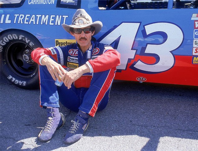 Happy birthday to the King of Richard Petty. 7x champion with 200 Cup series wins. 