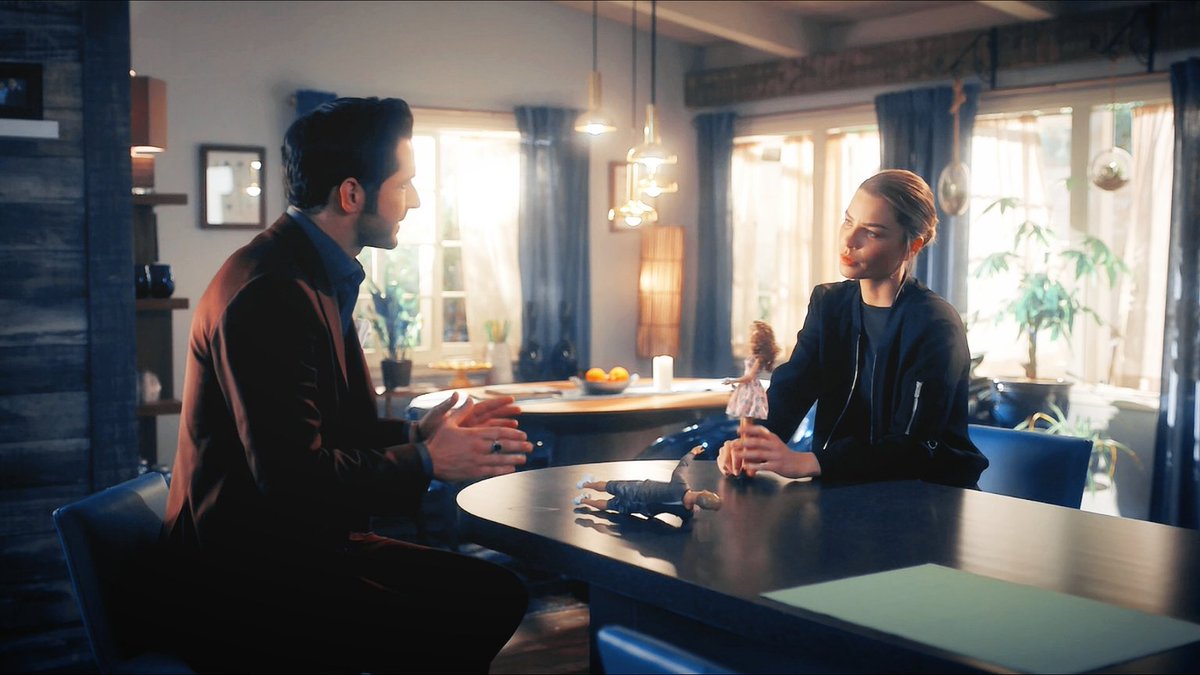 I'm crying. omg these two  #Lucifer (3x08)