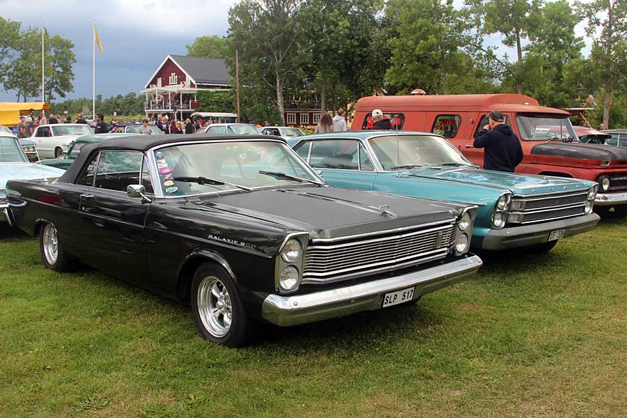 Caltex_98's tweet photo. Fler bilar från #bilträff vid #Westerqwarn. Det fanns en del att titta på! / Further vehicles from the #carshow at @westerqwarn. Getting bored? I think not! '31 #Ford #5windowCoupe '66 #LTD '65 #Galaxie '52 #BuickSpecial #custom '53 #HudsonHornet #MarshallTeague #HotRod #Classics https://t.co/u0fDj5eyQC