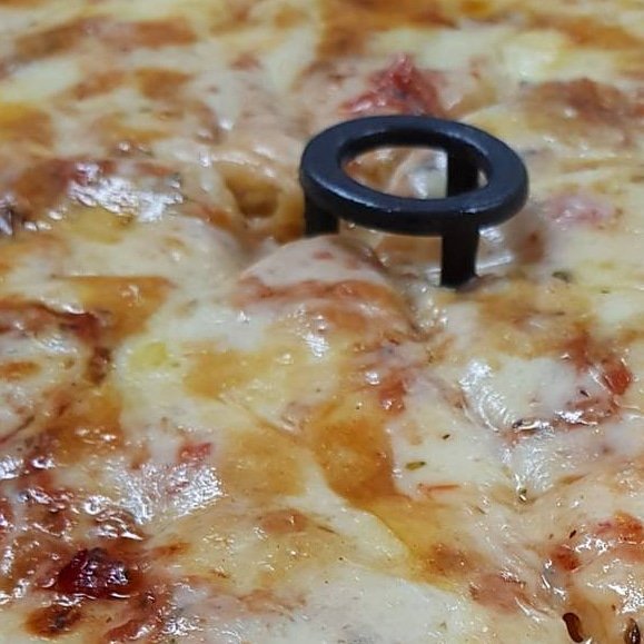 LasCuartetas's tweet photo. Protagonista: el cosito de la pizza. https://t.co/GAaN7dQvVN