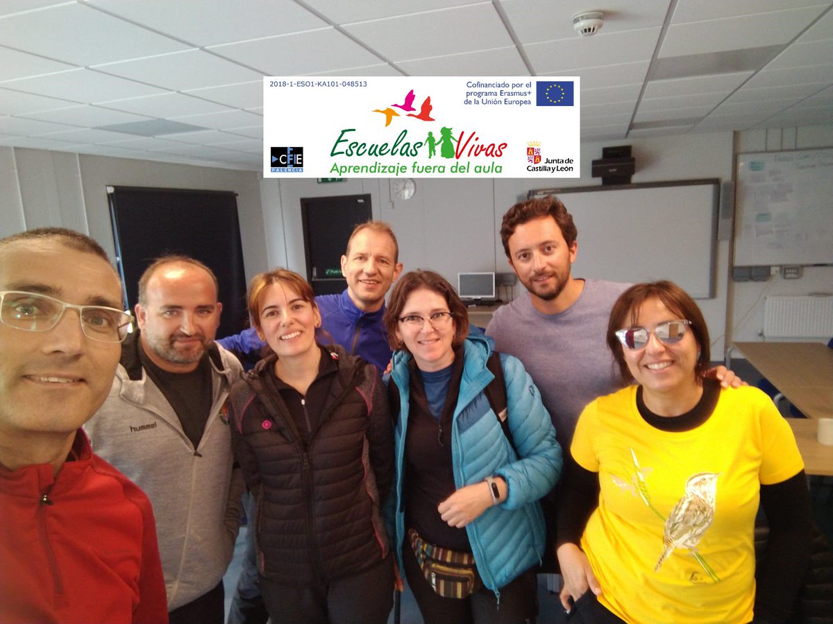 EscuelasVivas's tweet photo. Segundo día de formación para los profes de #EscuelasVivas en @FCS_Millport. Con ganas de descubrir "aprendizajes fuera del aula".
#ErasmusPlus #internacionalizaCyL #formacionCyL @CFIE_PALENCIA @sepiegob @ColeVillada @coleparedes @Ceipsa @5ESPIGAS https://t.co/PThUbK081D