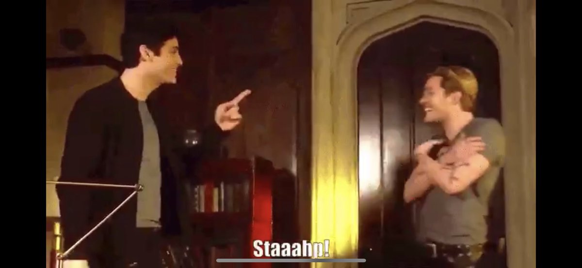 Forever_Invaded's tweet image. The post con depression is real y’all 😭 So I decided to share my Parabatai pic from Brussels cuz it turned out just like I wanted 🤣 #THOSbe #shadowhunters