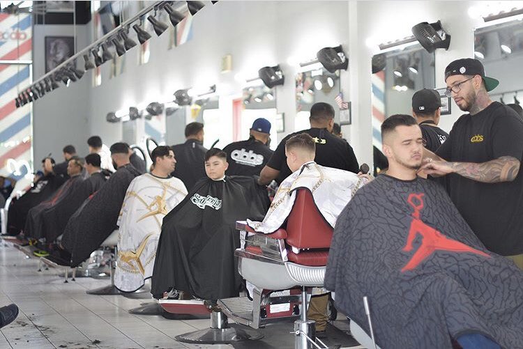 a_j_velas's tweet photo. Guys be sure to check me out at the shop in Rancho!!💈Thursday - Monday set your appointments📲 https://t.co/fV4xAvfw0k