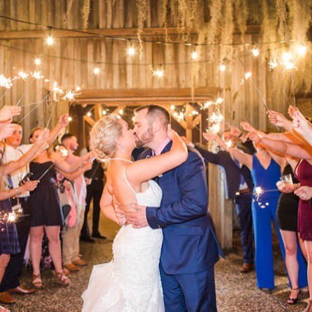 jenniferrockef1's tweet photo. Happily Ever After! I really enjoyed working with this amazing couple!
#BooneHallPlantation
#EventsbyJennifer
#EventWorks
#DJBRock
#charlestonwedding #charlestonbride #southernweddings #southernbride #weddingcake #weddingdesign #weddingplanner
#destinationweddingplanner https://t.co/uPzjWPBpqM