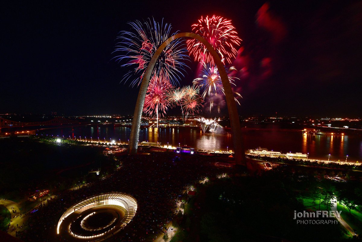 There are endless ways to spend your Fourth of July holiday in St. Louis. Here are 12 celebrations to check out: explstl.us/2KqeUPD #explorestlouis