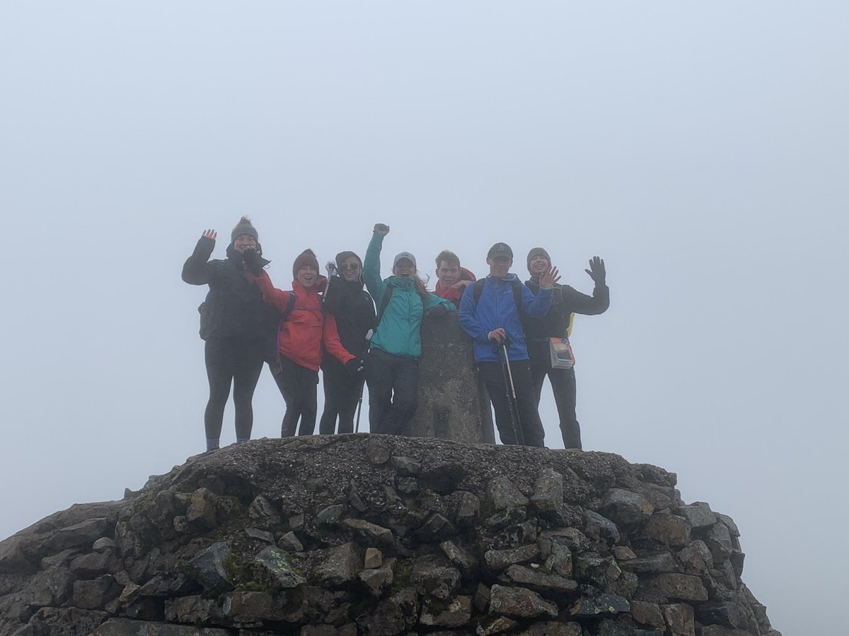HartpuryUps1's tweet photo. UPS1 conquering Ben Nevis #onedonetwotogo https://t.co/OvZdKNMDu3