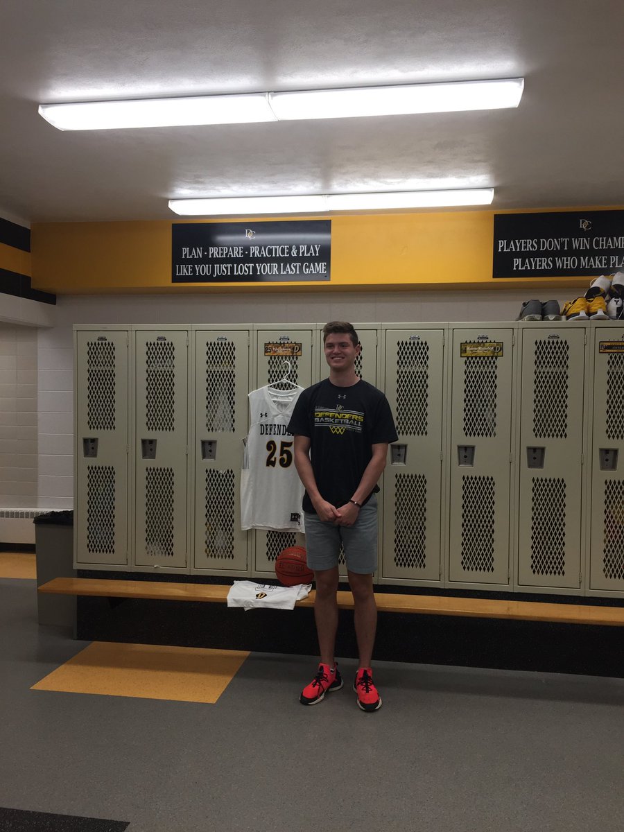 tylerjohnson723's tweet photo. Excited to have received my first offer from Dordt University #Made2Thrive π https://t.co/VhgCACR2kx