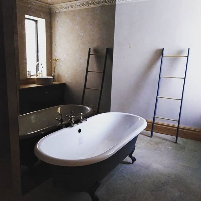 handy_design's tweet photo. Not forgetting these are luxury homes (£1.2m), so they also have some lovely finishes despite not being finished!
#shinyprettythings #ecospheric #design #architecture #enerphitplus #enerphit #passivhaus #conservation #retrofit #refurbishment #victoriana… https://t.co/xqE9sjswZp https://t.co/UEHajKPKDb