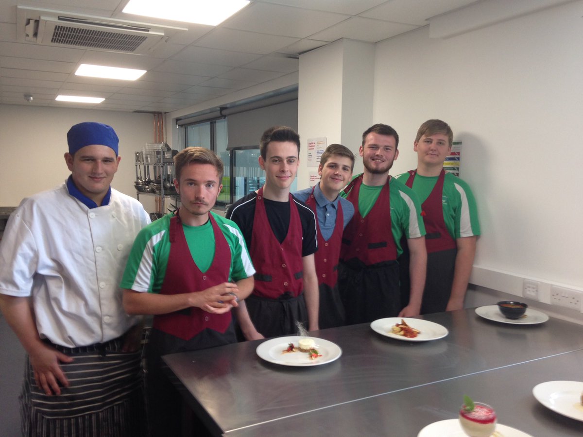 HighburyPublic's tweet photo. @RNLogsjobs Thank you for visiting us today! Our students really enjoyed learning about the range of jobs in the Royal Navy as how to prepare and cook a variety of food..... perhaps not blue cheese and peppers!!!! https://t.co/utvfbCsaAS