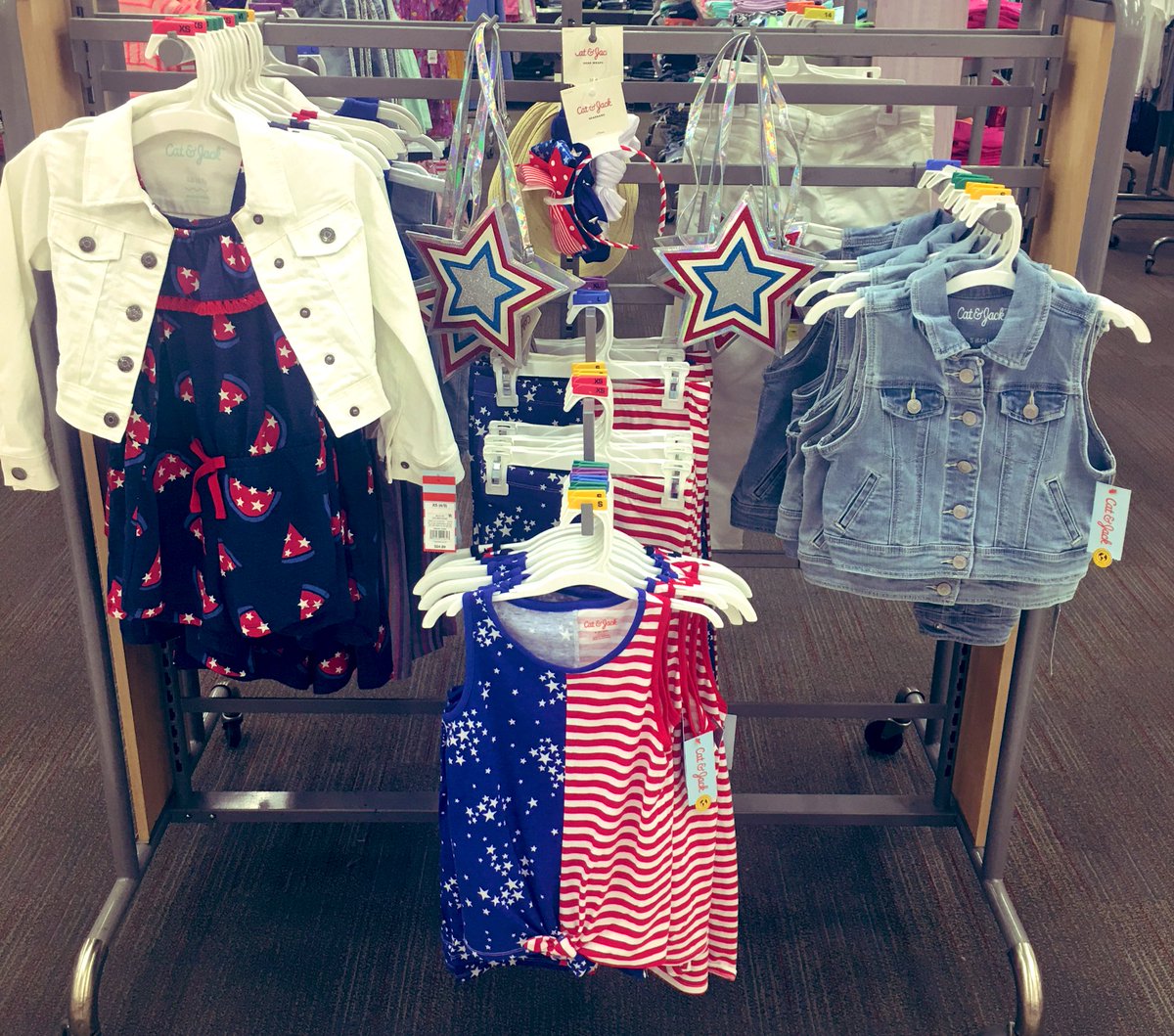 0332_t's tweet photo. T-0332 is ready for #4thofJuly! Come shop our 20% off swim sale 🇺🇸✨ @ashleycross247 @salamlazkani https://t.co/Hv2AZXStLu