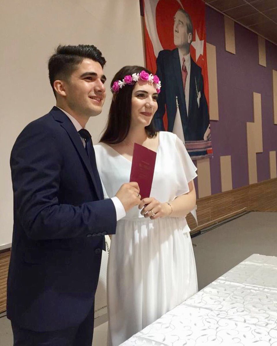 Twittera bile sığmayan soyadıma bugün veda ettim,yoluma Sevil Demir olarak devam ediyorum,teşekkürler🧿💐 👰🏻 🤵🏻 <a href="/ygtcand/">yiğit can demir</a>