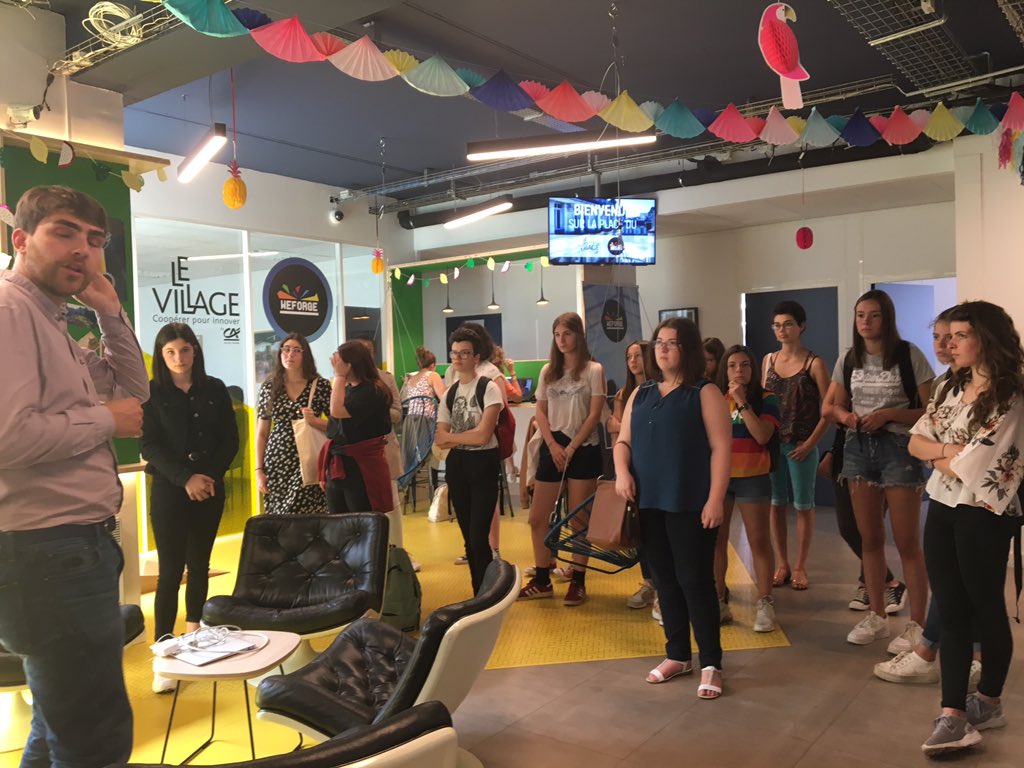 ilikeitnum's tweet image. #GirlsRCoding cet après midi visite &amp;amp; découverte des notions d’#entrepreneuriat &amp;amp; rencontres d’#entrepreneurs à @We_Forge