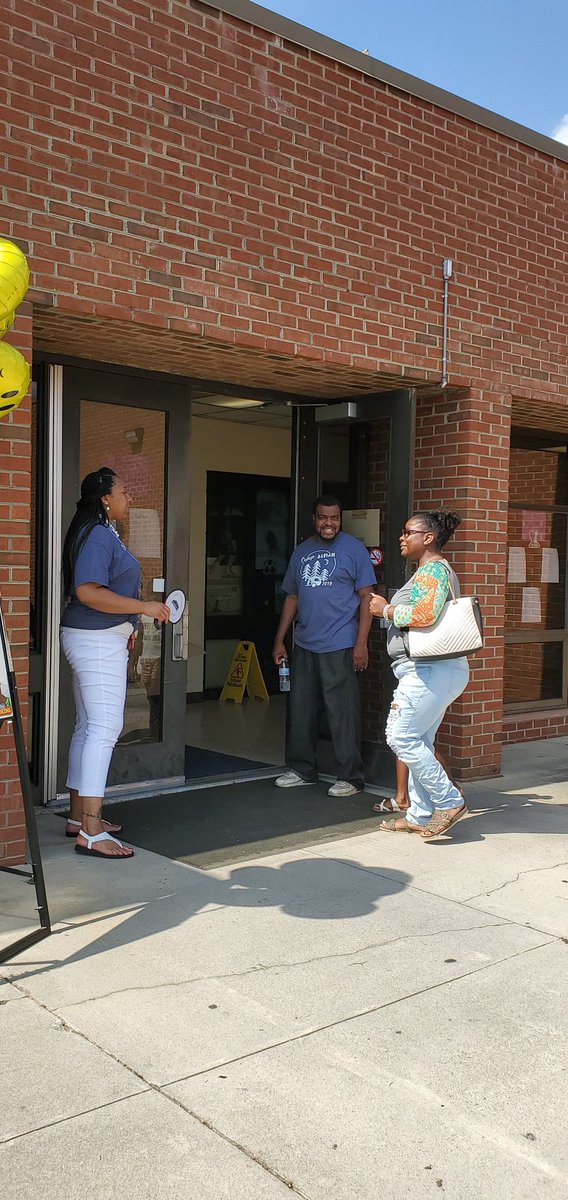 angelenaowens07's tweet image. The beginnings of new beginnings at  Auman Adventures Camp. Open House  Camp is off to a great start. #2019ccsrtacamp #litnccs #cumberlandcoschool @mellottahill1 @NatalieGodwin @jenlloyd16 @TiffBEak @katiegreene25